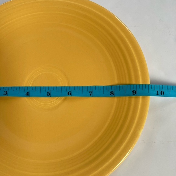 VINTAGE FIESTAWARE Pottery 9.5” Dinner Plate Original Sunflower Yellow - Picture 2 of 4